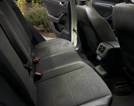 Сірий Фольксваген Ті-Рок, об'ємом двигуна 1.5 л та пробігом 31 тис. км за 29000 $, фото 11 на Automoto.ua