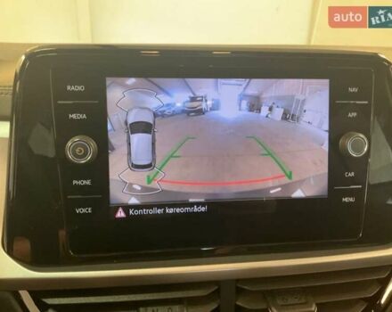 Серый Фольксваген Ти-Рок, объемом двигателя 2 л и пробегом 170 тыс. км за 21999 $, фото 10 на Automoto.ua