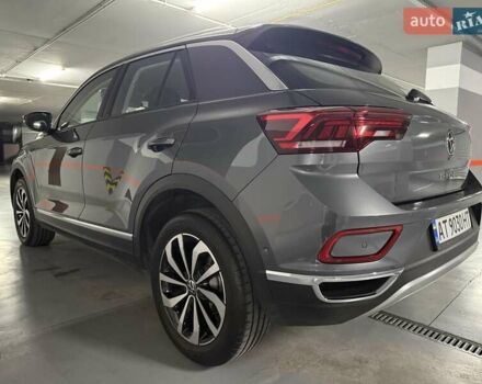 Серый Фольксваген Ти-Рок, объемом двигателя 1.5 л и пробегом 24 тыс. км за 29500 $, фото 11 на Automoto.ua