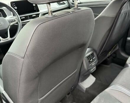 Серый Фольксваген Ти-Рок, объемом двигателя 1.5 л и пробегом 24 тыс. км за 29500 $, фото 20 на Automoto.ua