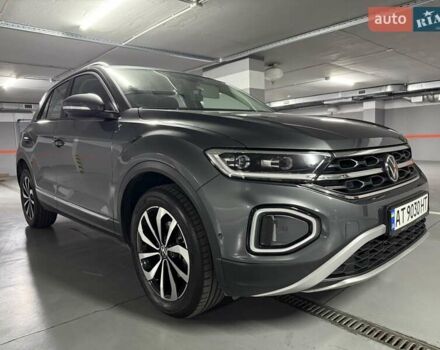 Серый Фольксваген Ти-Рок, объемом двигателя 1.5 л и пробегом 24 тыс. км за 29500 $, фото 3 на Automoto.ua