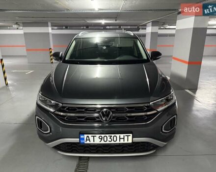 Серый Фольксваген Ти-Рок, объемом двигателя 1.5 л и пробегом 24 тыс. км за 29500 $, фото 1 на Automoto.ua