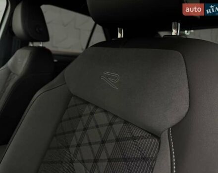 Серый Фольксваген Ти-Рок, объемом двигателя 1.4 л и пробегом 11 тыс. км за 32500 $, фото 41 на Automoto.ua