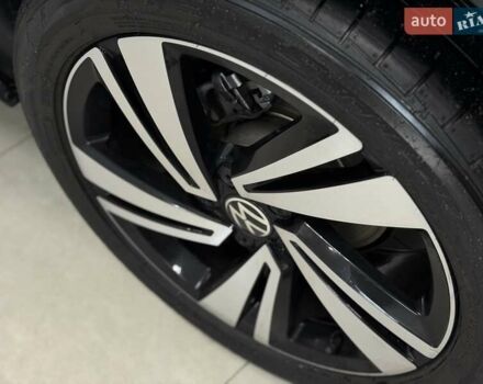 Серый Фольксваген Ти-Рок, объемом двигателя 1.4 л и пробегом 11 тыс. км за 32500 $, фото 29 на Automoto.ua