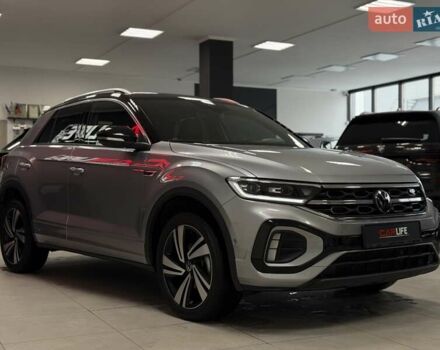 Серый Фольксваген Ти-Рок, объемом двигателя 1.4 л и пробегом 11 тыс. км за 32500 $, фото 12 на Automoto.ua