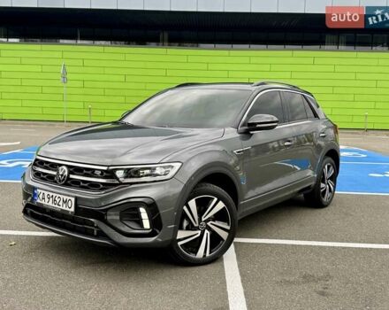 Серый Фольксваген Ти-Рок, объемом двигателя 1.4 л и пробегом 7 тыс. км за 33900 $, фото 1 на Automoto.ua