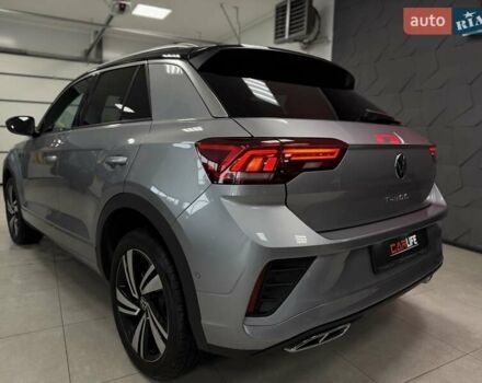 Серый Фольксваген Ти-Рок, объемом двигателя 1.4 л и пробегом 11 тыс. км за 32500 $, фото 31 на Automoto.ua