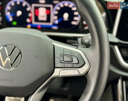Серый Фольксваген Ти-Рок, объемом двигателя 1.4 л и пробегом 7 тыс. км за 33900 $, фото 52 на Automoto.ua