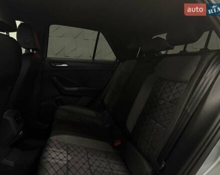 Серый Фольксваген Ти-Рок, объемом двигателя 1.4 л и пробегом 11 тыс. км за 32500 $, фото 47 на Automoto.ua