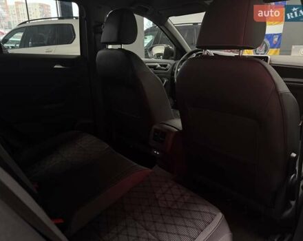 Серый Фольксваген Ти-Рок, объемом двигателя 1.4 л и пробегом 11 тыс. км за 32500 $, фото 49 на Automoto.ua