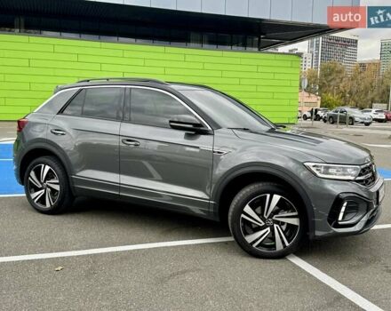 Серый Фольксваген Ти-Рок, объемом двигателя 1.4 л и пробегом 7 тыс. км за 33900 $, фото 12 на Automoto.ua