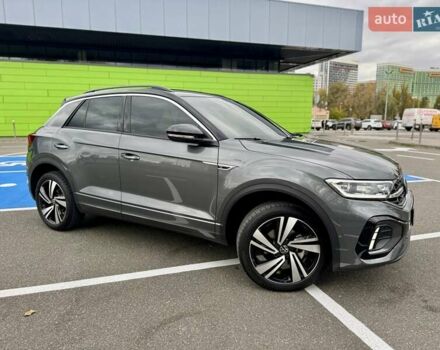 Серый Фольксваген Ти-Рок, объемом двигателя 1.4 л и пробегом 7 тыс. км за 33900 $, фото 10 на Automoto.ua