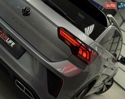 Серый Фольксваген Ти-Рок, объемом двигателя 1.4 л и пробегом 11 тыс. км за 32500 $, фото 15 на Automoto.ua