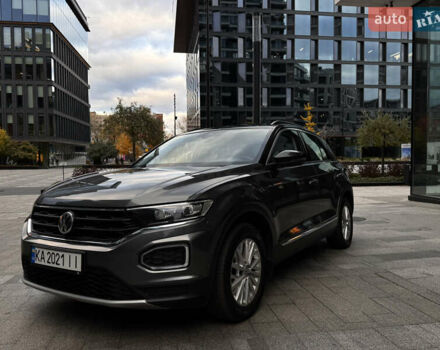 Сірий Фольксваген Ті-Рок, об'ємом двигуна 1.97 л та пробігом 175 тис. км за 25500 $, фото 1 на Automoto.ua
