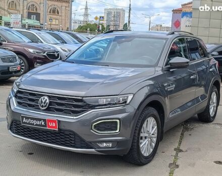 Сірий Фольксваген Ті-Рок, об'ємом двигуна 1.5 л та пробігом 27 тис. км за 22990 $, фото 1 на Automoto.ua