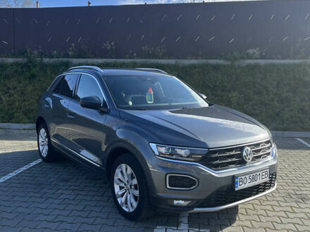 Серый Фольксваген Ти-Рок, объемом двигателя 1.5 л и пробегом 86 тыс. км за 21500 $, фото 1 на Automoto.ua