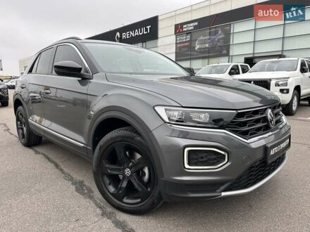 Фольксваген Ті-Рок 2021 у Києві на Automoto.ua Сірий Фольксваген Ті-Рок, об'ємом двигуна 1.5 л та пробігом 26 тис. км за 24500 $, фото 1 на Automoto.ua