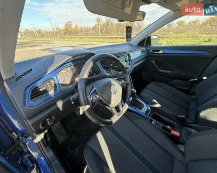 Синій Фольксваген Ті-Рок, об'ємом двигуна 1.5 л та пробігом 96 тис. км за 17999 $, фото 23 на Automoto.ua