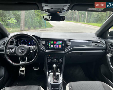 Синий Фольксваген Ти-Рок, объемом двигателя 1.5 л и пробегом 59 тыс. км за 25900 $, фото 10 на Automoto.ua