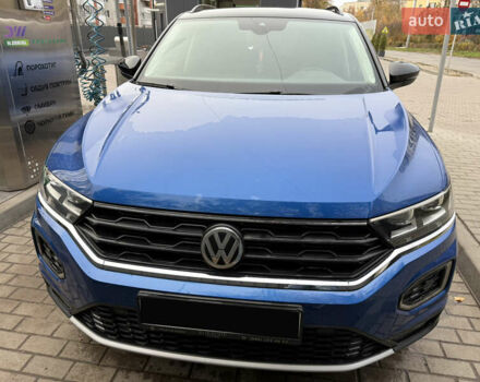 Синий Фольксваген Ти-Рок, объемом двигателя 1.5 л и пробегом 58 тыс. км за 19999 $, фото 2 на Automoto.ua