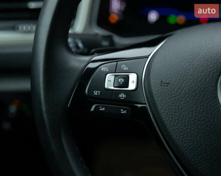 Синій Фольксваген Ті-Рок, об'ємом двигуна 1.97 л та пробігом 211 тис. км за 23700 $, фото 29 на Automoto.ua