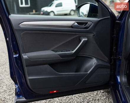 Синій Фольксваген Ті-Рок, об'ємом двигуна 1.97 л та пробігом 211 тис. км за 23700 $, фото 34 на Automoto.ua