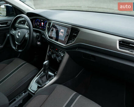 Синій Фольксваген Ті-Рок, об'ємом двигуна 1.97 л та пробігом 211 тис. км за 23700 $, фото 33 на Automoto.ua