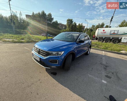 Синій Фольксваген Ті-Рок, об'ємом двигуна 1.5 л та пробігом 113 тис. км за 22000 $, фото 2 на Automoto.ua