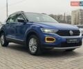 Синий Фольксваген Ти-Рок, объемом двигателя 1.5 л и пробегом 76 тыс. км за 23950 $, фото 4 на Automoto.ua