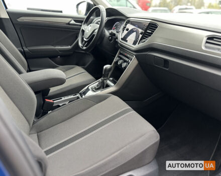 Синий Фольксваген Ти-Рок, объемом двигателя 1.5 л и пробегом 96 тыс. км за 23300 $, фото 10 на Automoto.ua