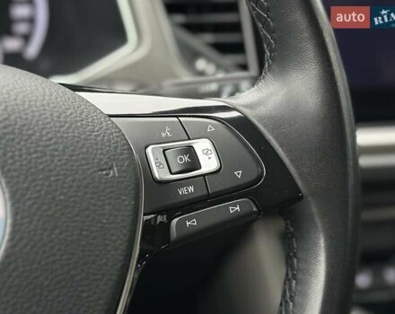 Синий Фольксваген Ти-Рок, объемом двигателя 1.5 л и пробегом 96 тыс. км за 23300 $, фото 20 на Automoto.ua