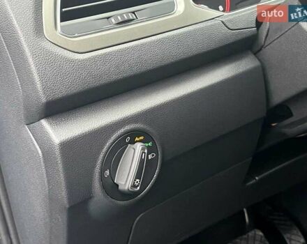 Синий Фольксваген Ти-Рок, объемом двигателя 1.5 л и пробегом 120 тыс. км за 21490 $, фото 29 на Automoto.ua