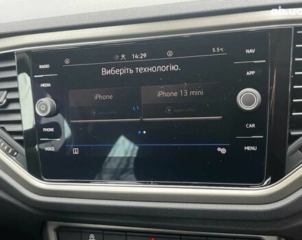 Синий Фольксваген Ти-Рок, объемом двигателя 1.5 л и пробегом 120 тыс. км за 21490 $, фото 18 на Automoto.ua