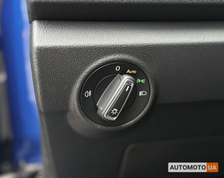 Синий Фольксваген Ти-Рок, объемом двигателя 1.5 л и пробегом 96 тыс. км за 23300 $, фото 18 на Automoto.ua