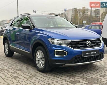 Синий Фольксваген Ти-Рок, объемом двигателя 1.5 л и пробегом 96 тыс. км за 23300 $, фото 6 на Automoto.ua