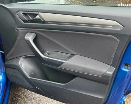Синий Фольксваген Ти-Рок, объемом двигателя 1.5 л и пробегом 120 тыс. км за 21490 $, фото 14 на Automoto.ua