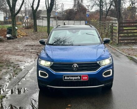 Синий Фольксваген Ти-Рок, объемом двигателя 1.5 л и пробегом 120 тыс. км за 21490 $, фото 1 на Automoto.ua