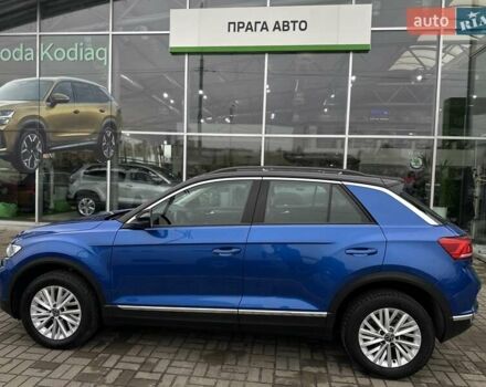 Синий Фольксваген Ти-Рок, объемом двигателя 1.5 л и пробегом 96 тыс. км за 23300 $, фото 2 на Automoto.ua