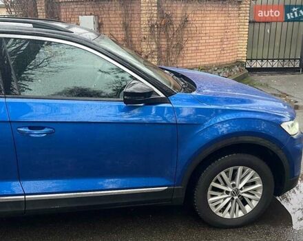 Синий Фольксваген Ти-Рок, объемом двигателя 1.5 л и пробегом 120 тыс. км за 21490 $, фото 13 на Automoto.ua