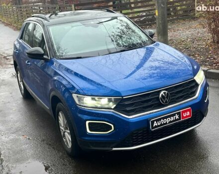 Синий Фольксваген Ти-Рок, объемом двигателя 1.5 л и пробегом 120 тыс. км за 21490 $, фото 2 на Automoto.ua
