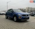 Синий Фольксваген Ти-Рок, объемом двигателя 1.5 л и пробегом 76 тыс. км за 23950 $, фото 3 на Automoto.ua