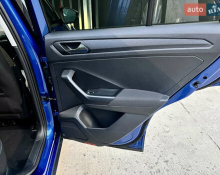 Синий Фольксваген Ти-Рок, объемом двигателя 1.5 л и пробегом 39 тыс. км за 23500 $, фото 30 на Automoto.ua