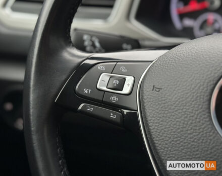 Синий Фольксваген Ти-Рок, объемом двигателя 1.5 л и пробегом 96 тыс. км за 23300 $, фото 19 на Automoto.ua