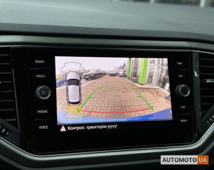 Синий Фольксваген Ти-Рок, объемом двигателя 1.5 л и пробегом 96 тыс. км за 23300 $, фото 29 на Automoto.ua