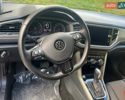 Фольксваген Ти-Рок 2021 в Киеве на Automoto.ua Синий Фольксваген Ти-Рок, объемом двигателя 1.5 л и пробегом 120 тыс. км за 22500 $, фото 10 на Automoto.ua