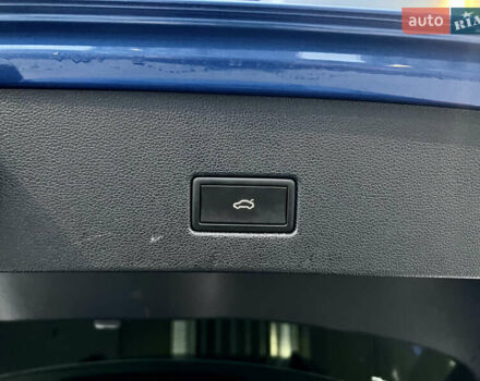 Синий Фольксваген Ти-Рок, объемом двигателя 1.5 л и пробегом 39 тыс. км за 23500 $, фото 35 на Automoto.ua