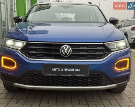 Синий Фольксваген Ти-Рок, объемом двигателя 1.5 л и пробегом 76 тыс. км за 23950 $, фото 1 на Automoto.ua