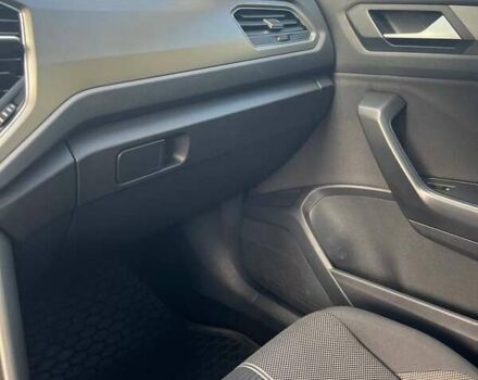 Фольксваген Ти-Рок 2021 в Киеве на Automoto.ua Синий Фольксваген Ти-Рок, объемом двигателя 1.5 л и пробегом 120 тыс. км за 22500 $, фото 13 на Automoto.ua