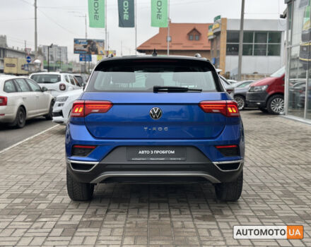 Синий Фольксваген Ти-Рок, объемом двигателя 1.5 л и пробегом 96 тыс. км за 23300 $, фото 4 на Automoto.ua