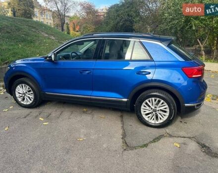 Фольксваген Ти-Рок 2021 в Киеве на Automoto.ua Синий Фольксваген Ти-Рок, объемом двигателя 1.5 л и пробегом 120 тыс. км за 22500 $, фото 3 на Automoto.ua